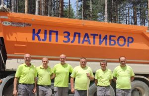 Sjajne vesti! Asfaltira se pešačka staza na Glavici, a stižu i klupe, parkovski mobilijar i letnjikovac (FOTO)