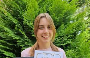 Andrijana Petrović đak generacije u OŠ „Savo Jovanović Sirogojno“