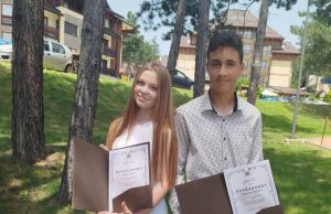 Jana Gukić i Nikola Bućić nosioci Vukove diplome OŠ „Milivoje Borović“ u Mačkatu