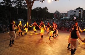 Donosimo vam program koncerta „Udruženja za negovanje narodne tradicije“ koji će se održati 17. jula na Zlatiboru