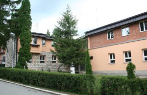 Nastavnici OŠ „Savo Jovanović“ iz Sirogojna nagrađeni za trud i zalaganje u prethodnoj školskoj godini