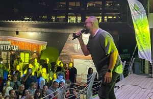 Nezaboravno letnje veče na Zlatiboru uz hitove Marka Louisa (FOTO)