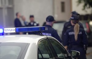 Građanin tvrdi da je pucano na psa na Zlatiboru, policija kaže – nepoznato od čega je rana nastala