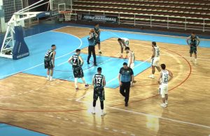 U sjajnoj utakmici KK Pet Plus iz Čajetine pobedio KK Takovo 66:59 (VIDEO CELE UTAKMICE)