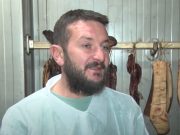 Priča o porodici Zarić iz Mačkata, koja se već 4 generacije bavi proizvodnjom pršute (VIDEO)