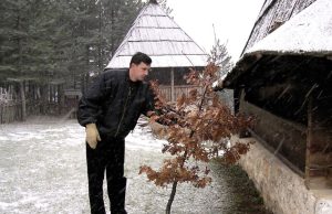 U DUHU TRADICIJE! Evo šta nas na Badnji dan očekuje u muzeju „Staro selo“ u Sirogojnu