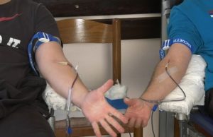 Odličan odziv na akciju dobrovoljnog davanja krvi u Čajetini (VIDEO)