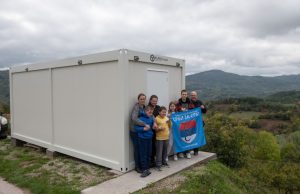 „Srbi za Srbe“ pomogla udruženju „Multiart“ u proširenju odmarališta za decu u Sirogojnu (FOTO)