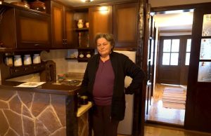 Emisija „Lepše od Pariza“ u poseti domaćinstvu Tošanić u Tripkovi (VIDEO CELE EMISIJE)